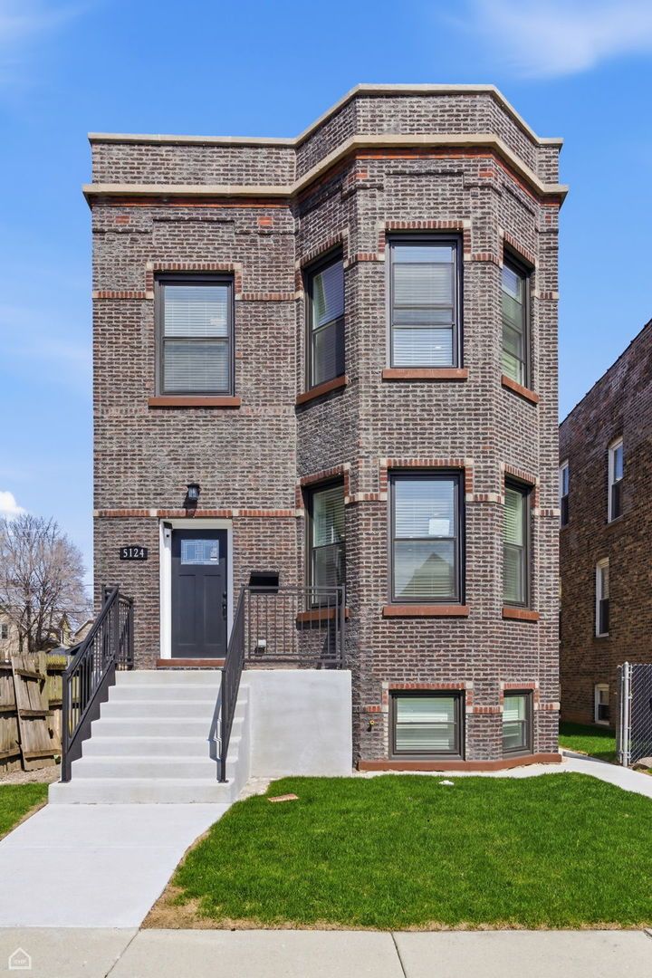 5124 W 23Rd Street — Cicero, IL 60804