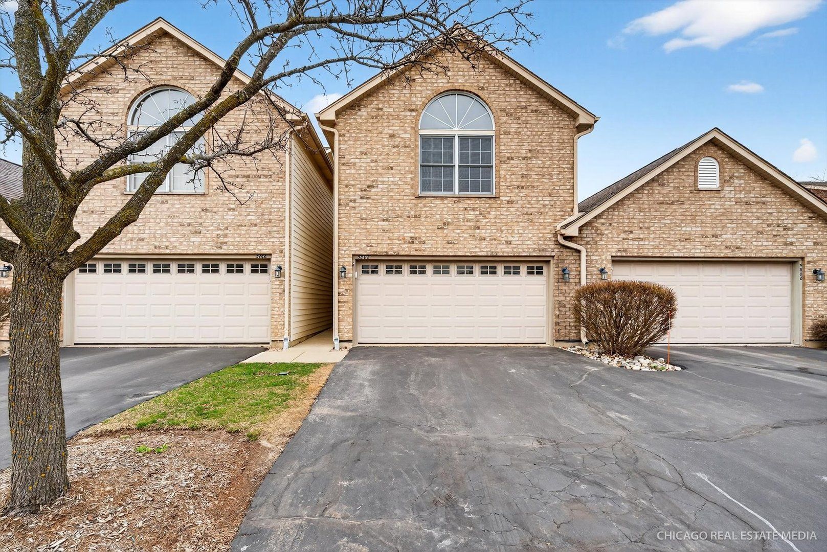 5802 Fieldstone Trail #5802 — McHenry, IL 60050