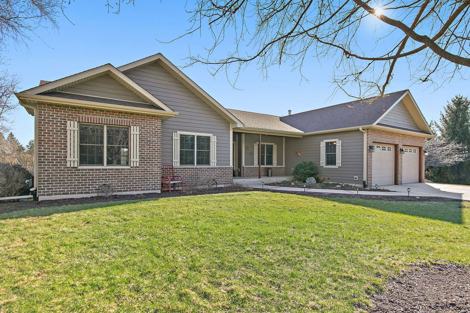 22011 Pringle Drive — Marengo, IL 60152