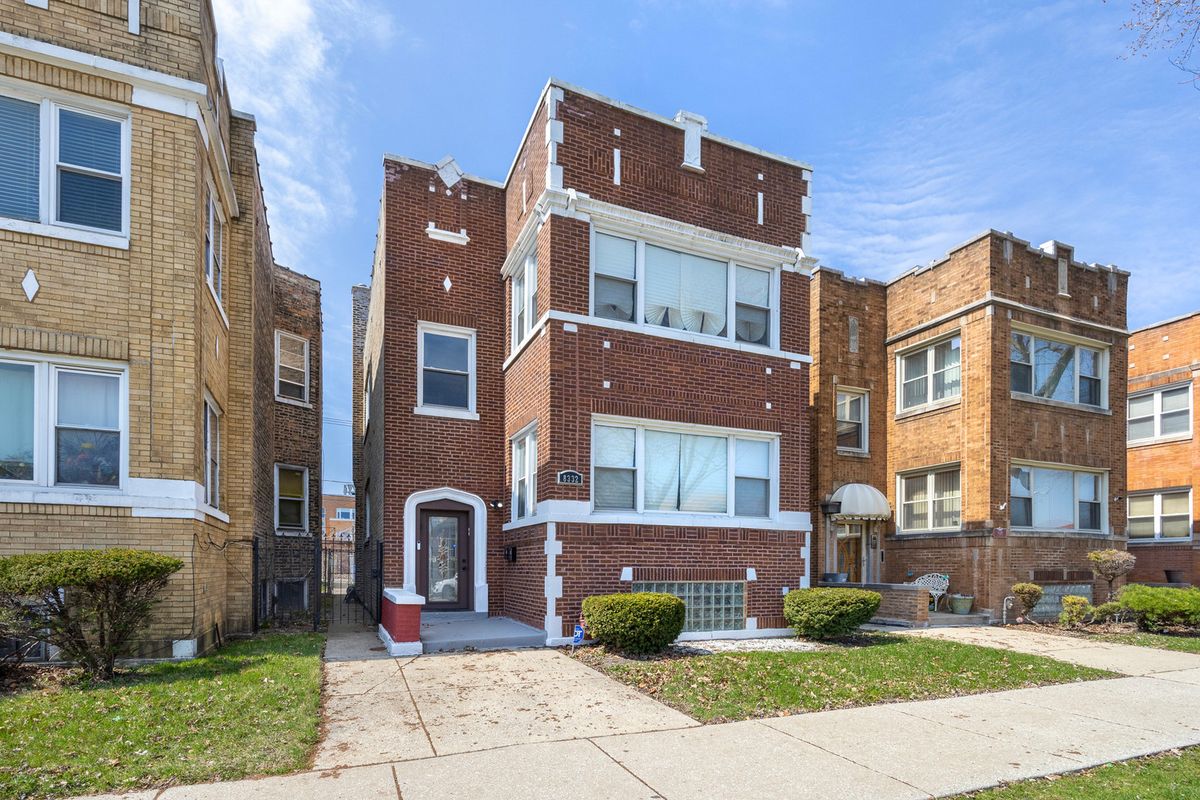 8332 May Street, Chicago, IL 60620