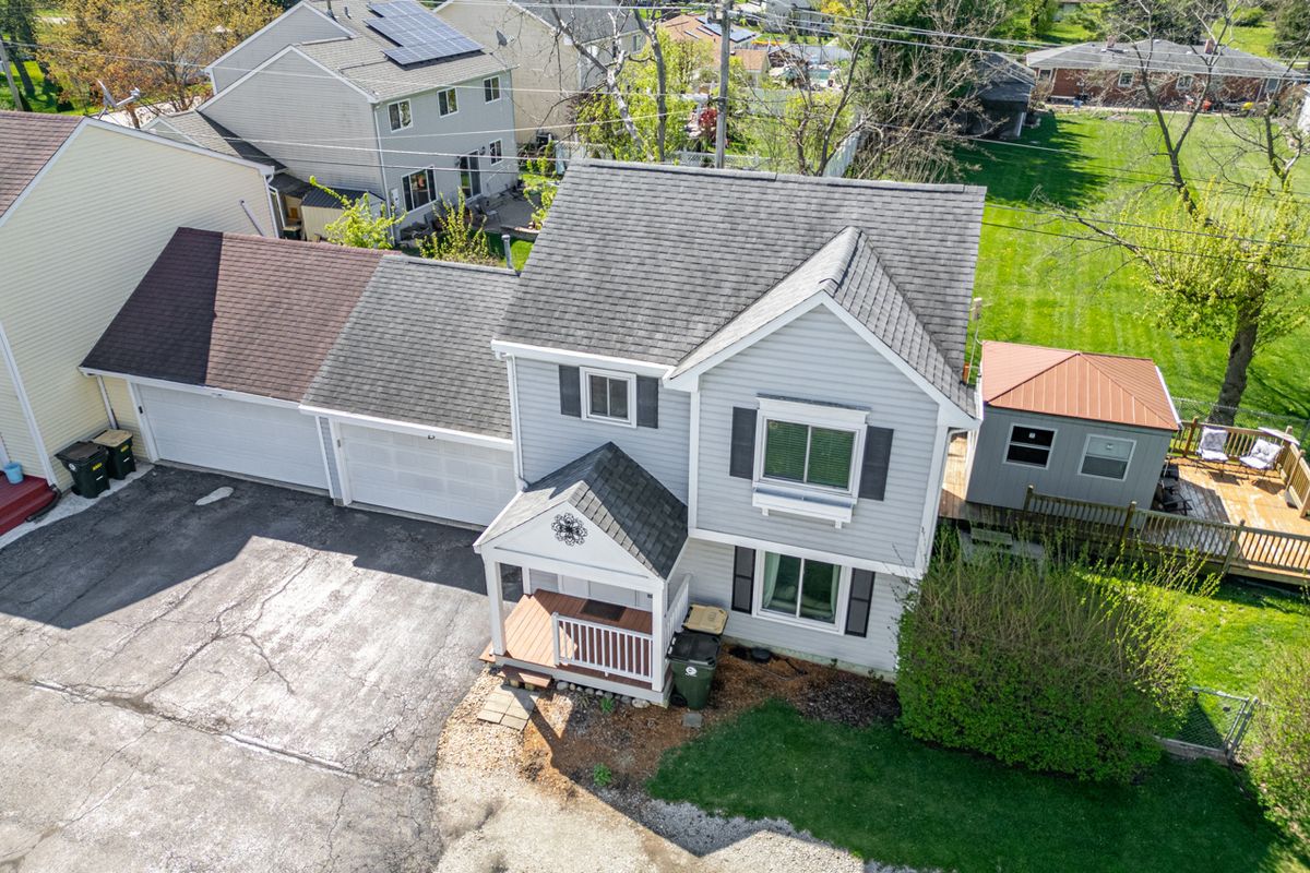 7120 Center Avenue, Hanover Park, IL 60133