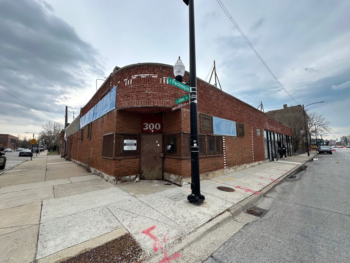 300 Pershing Road, Chicago, IL 60653