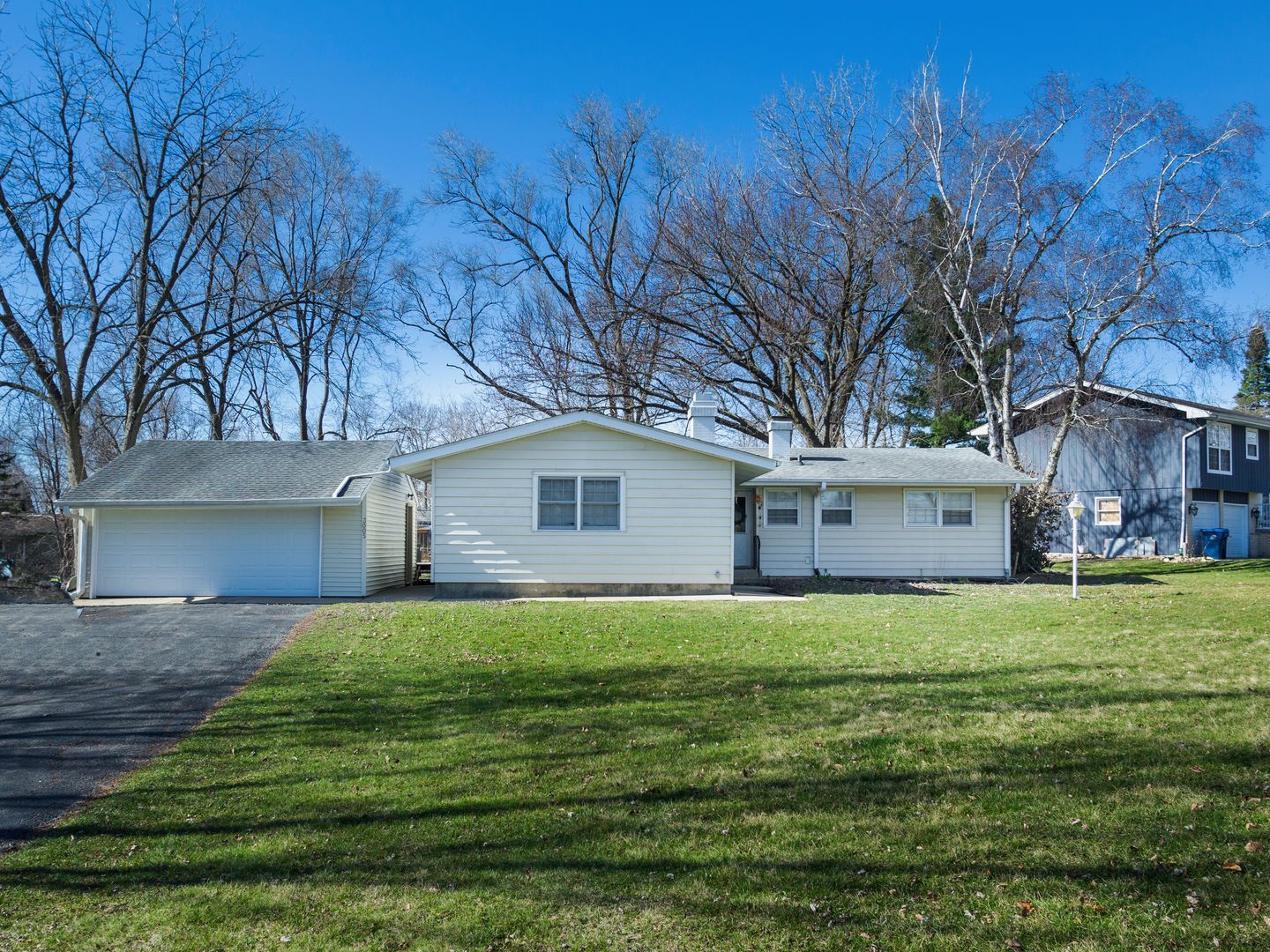 3005 Green Meadow Lane — Cary, IL 60013