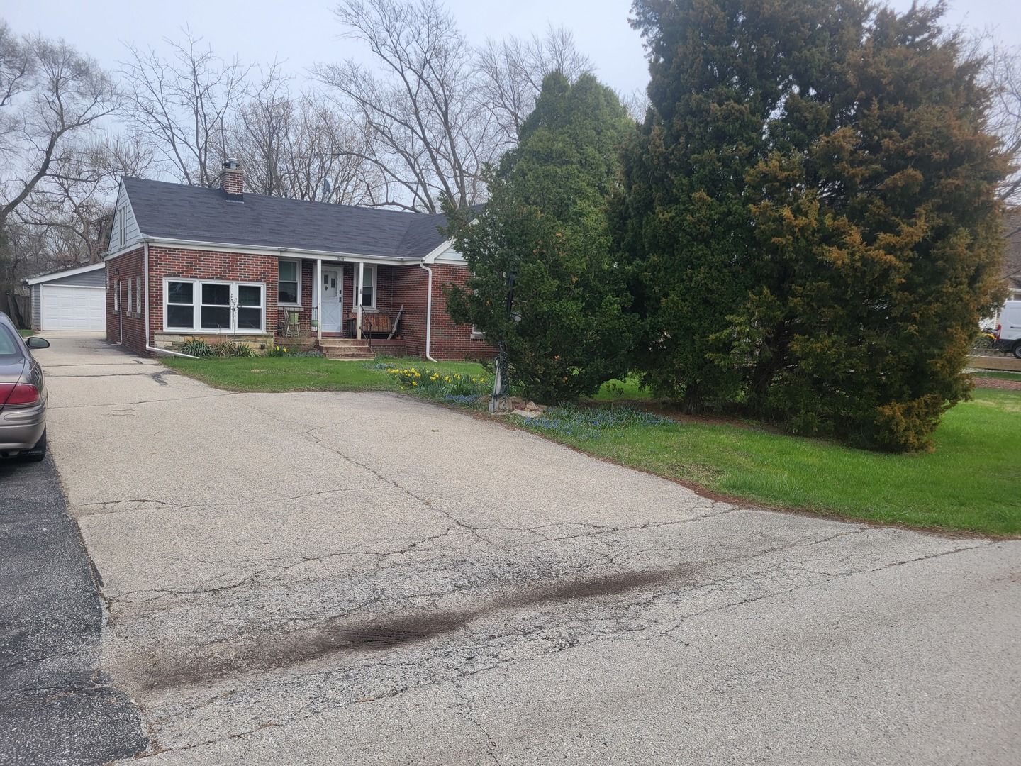 2N161 Fairfield Avenue — Lombard, IL 60148