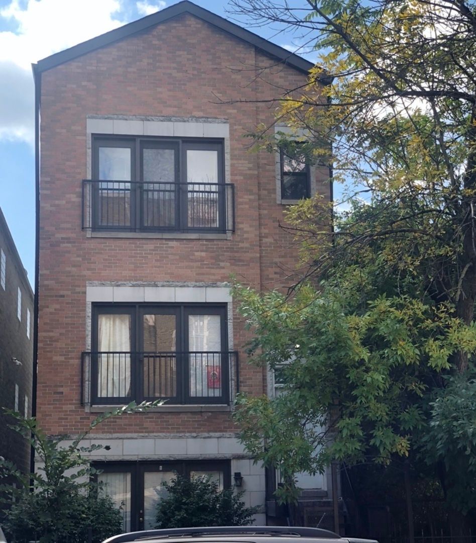 2949 Arthington Street — Chicago, IL 60612