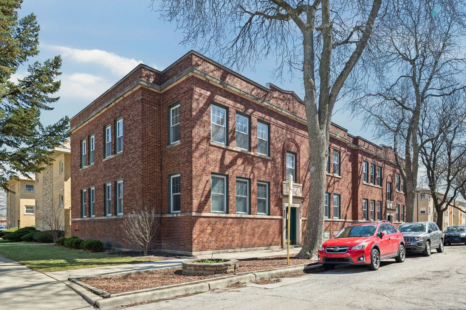 4941 N Lester Avenue #4 — Chicago, IL 60630