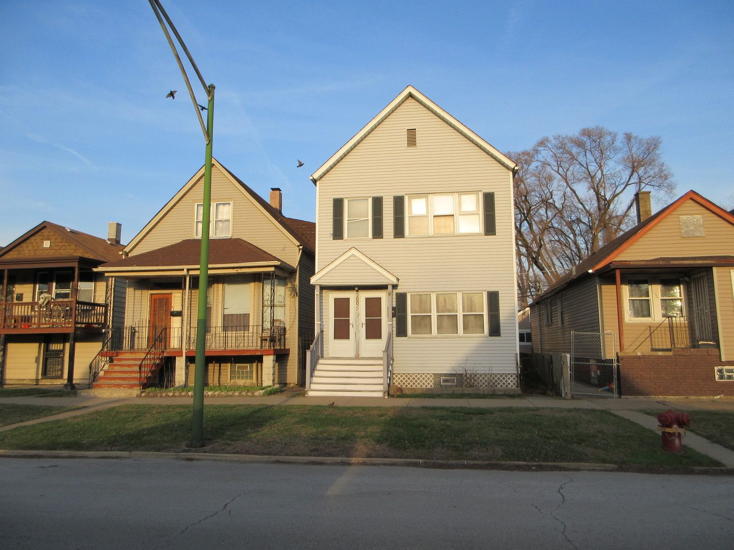 10011 S Exchange Avenue — Chicago, IL 60617