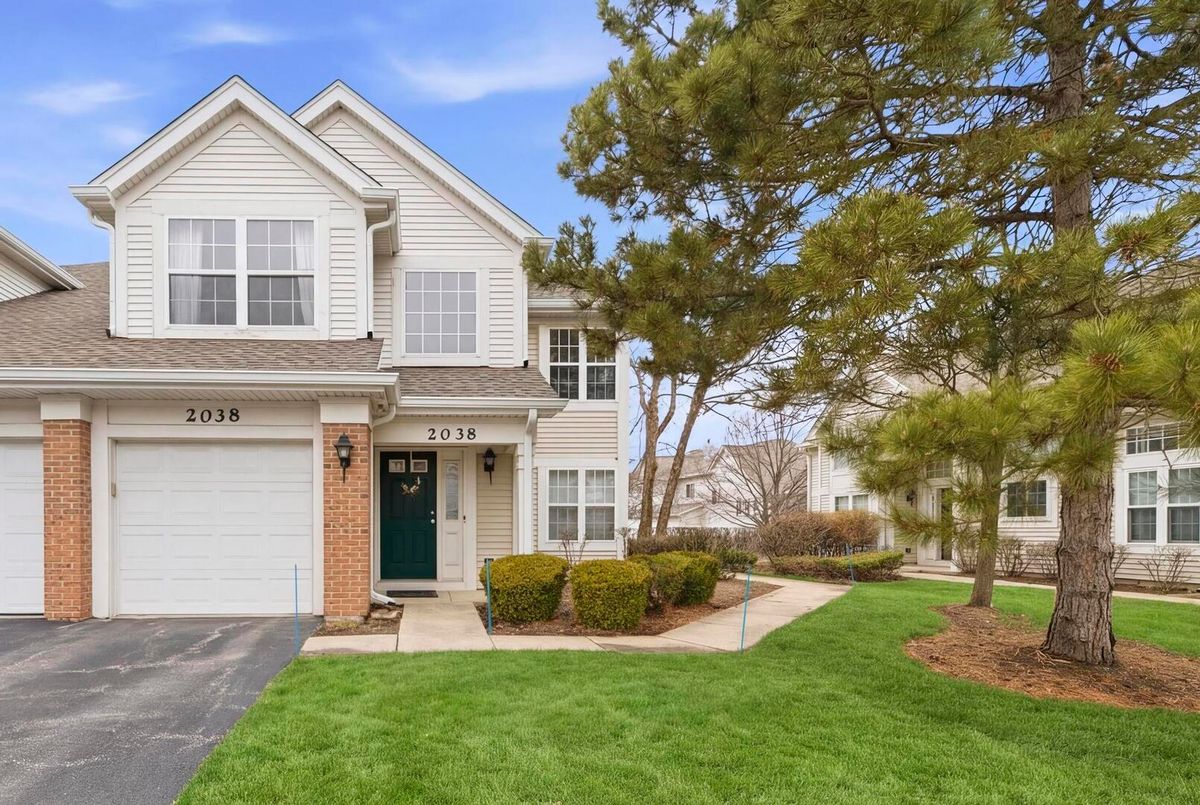 2038 Cambria Court, Northbrook, IL 60062