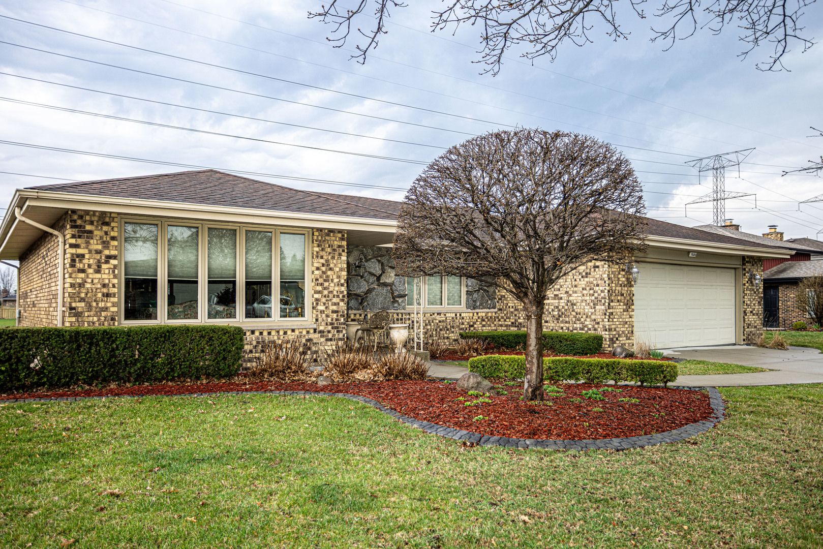 7525 Halesia Court — Orland Park, IL 60462