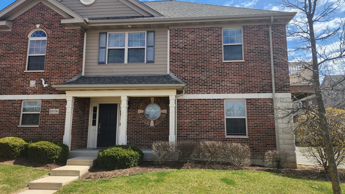 27W736 Meadowview Drive, Winfield, IL 60190