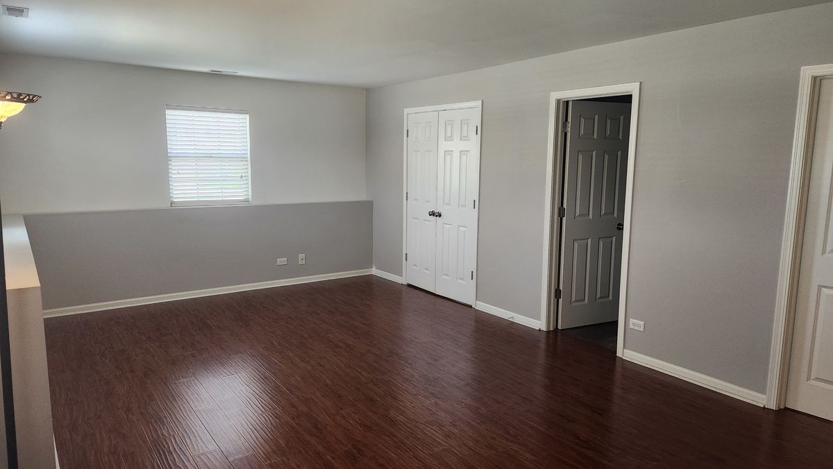 27W736 Meadowview Drive, Winfield, IL 60190