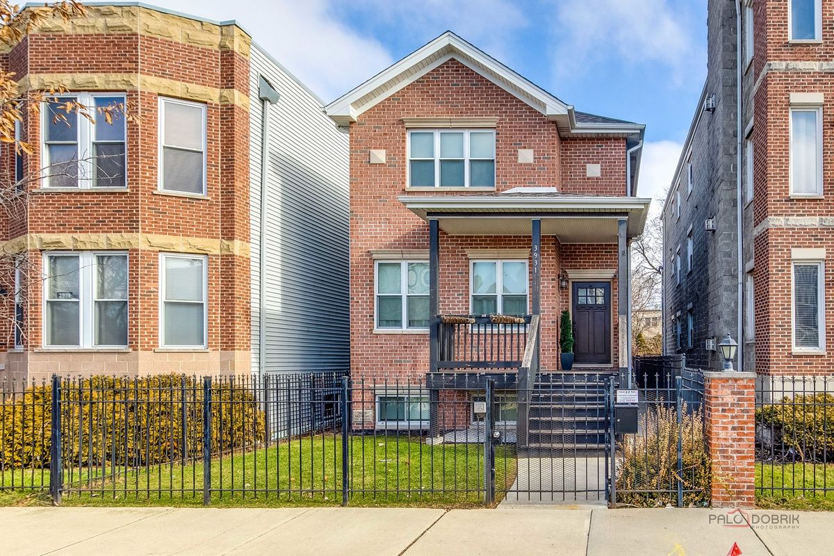 3931 Wells Street, Chicago, IL 60609