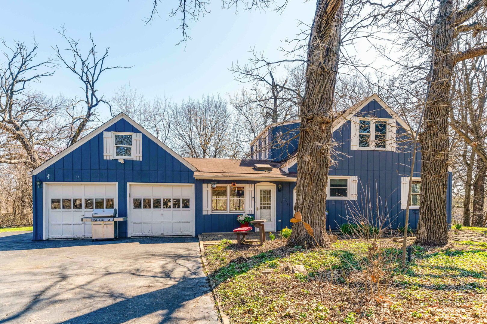 21075 W Oak Knoll Court — Kildeer, IL 60047