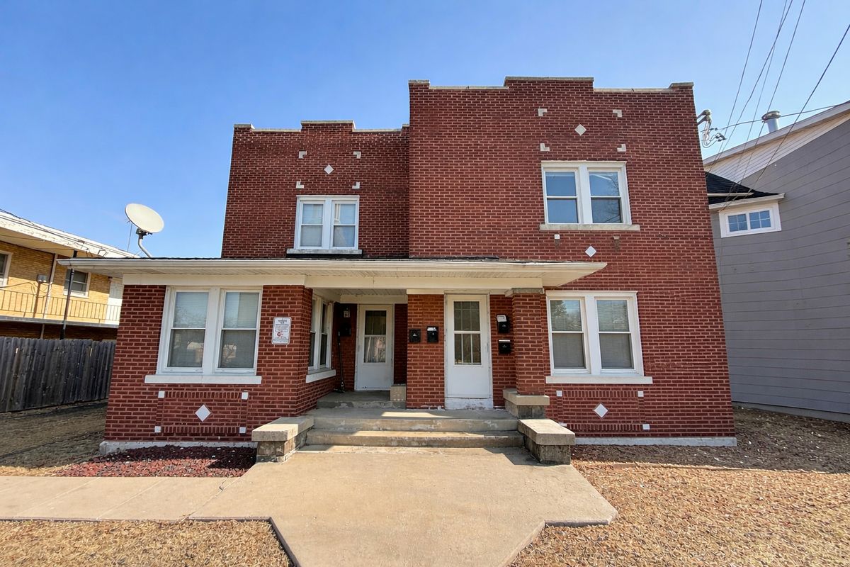 30 N Broadway Street, Joliet, IL 60435