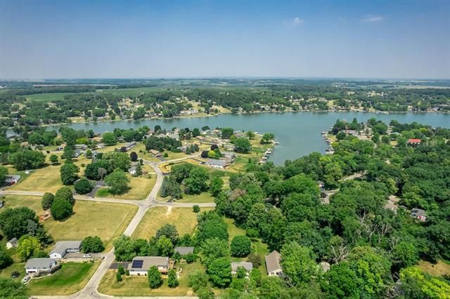 621 Lake Summerset Road, Lake Summerset, IL 61019
