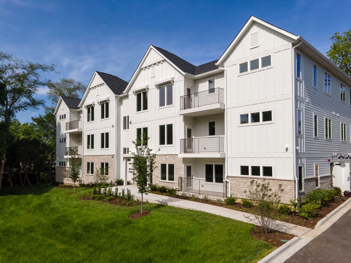 0S231 Winfield Road, Winfield, IL 60190