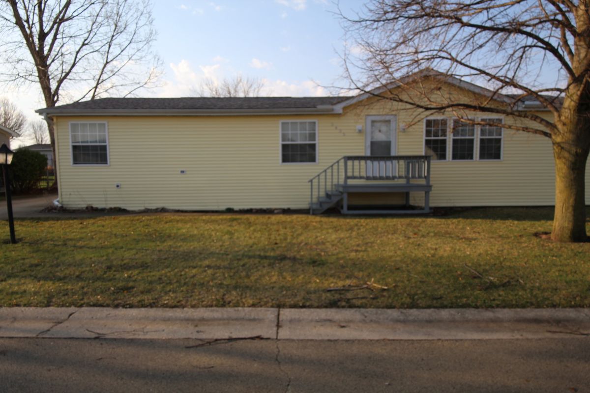 5435 AUTUMN ASH Lane, Machesney Park, IL 61115