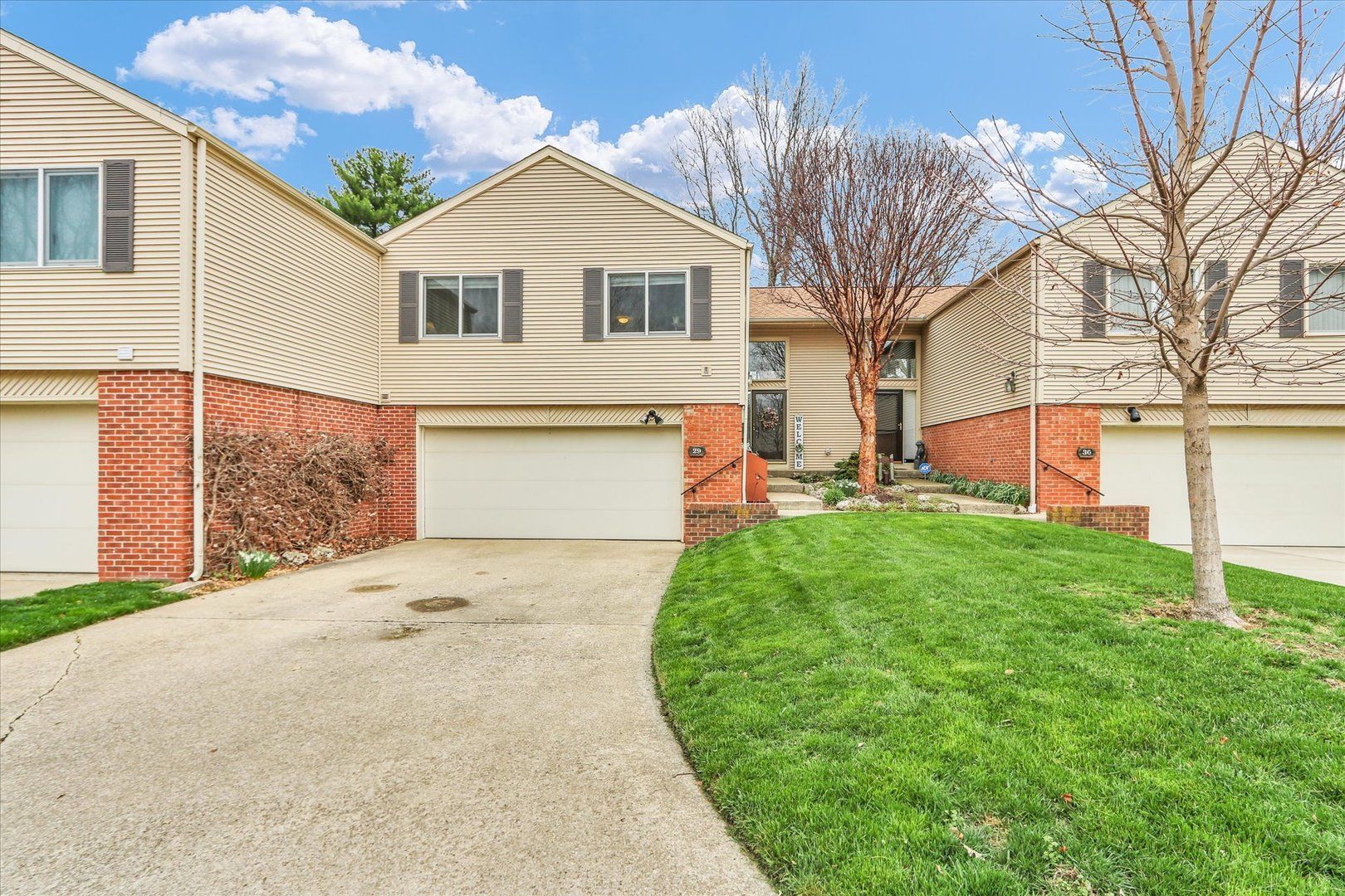 29 Fields East Drive #0 — Champaign, IL 61822