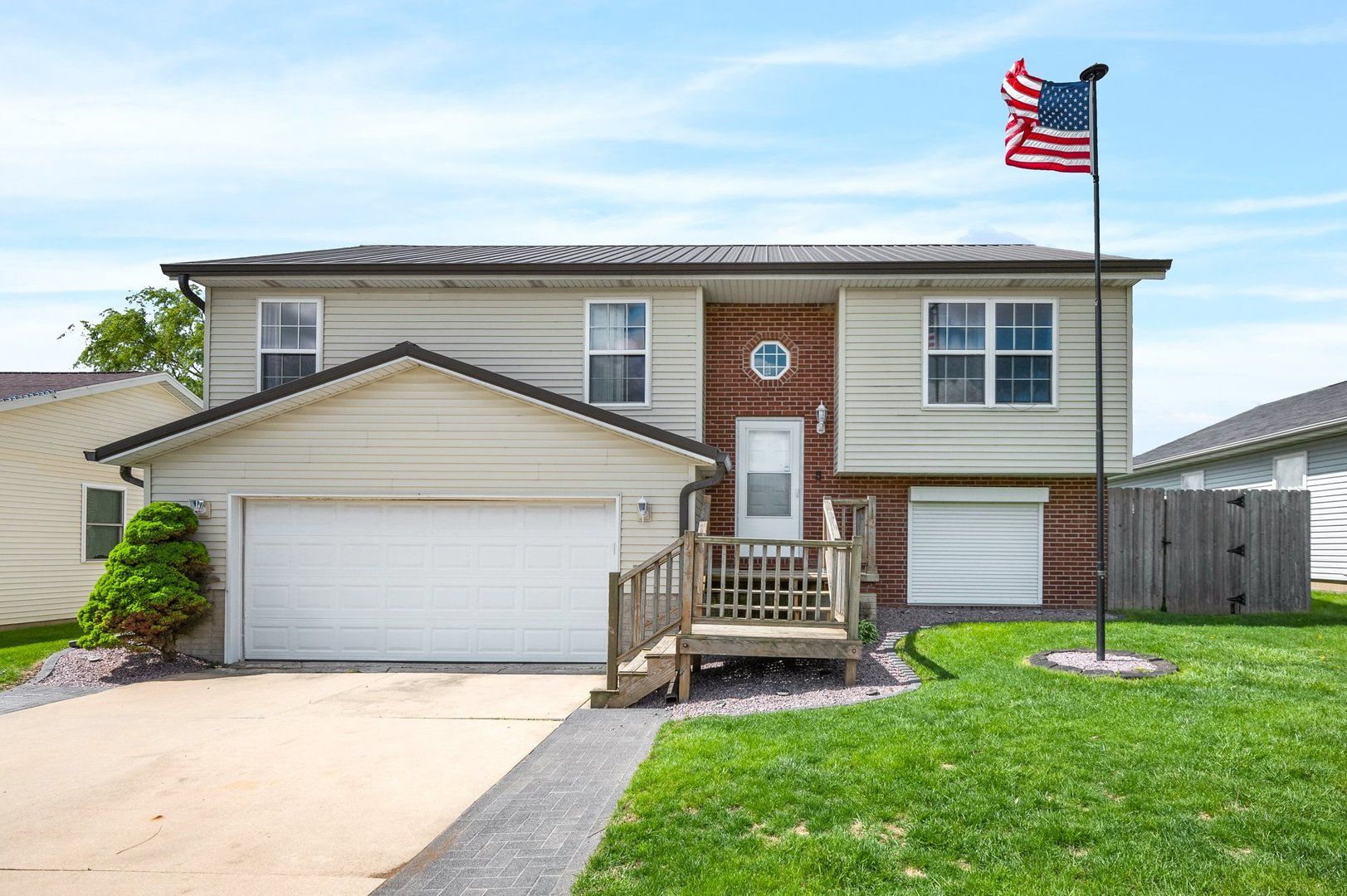 6 Fuller Court — Bloomington, IL 61705