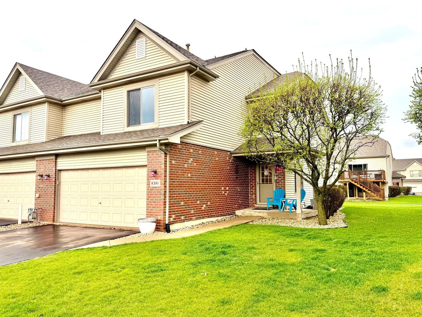 8300 Auburn Lane — Frankfort, IL 60423