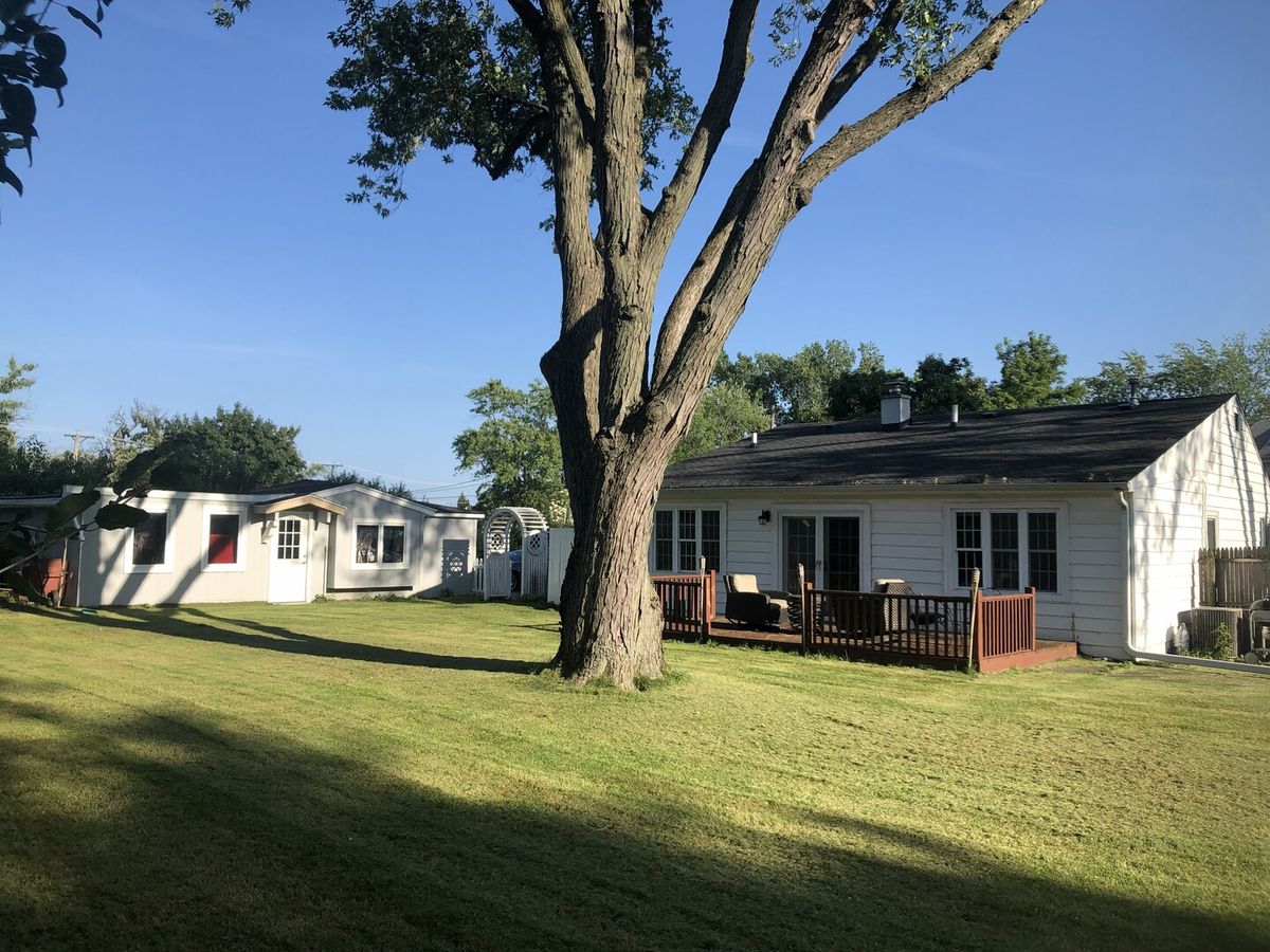 907 Washington Avenue, Lake Bluff, IL 60044