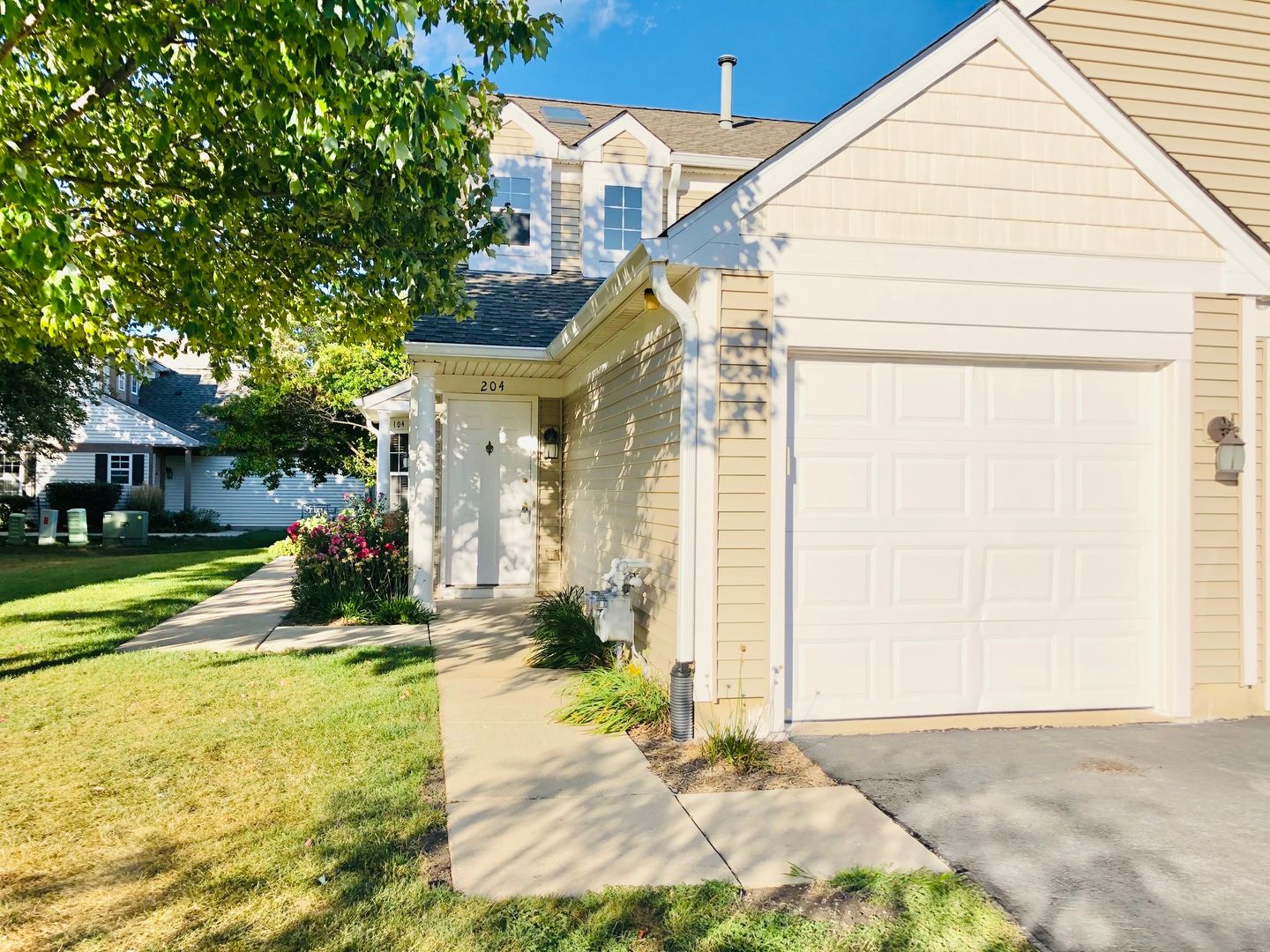 2903 Bartlett Court #204 — Naperville, IL 60564