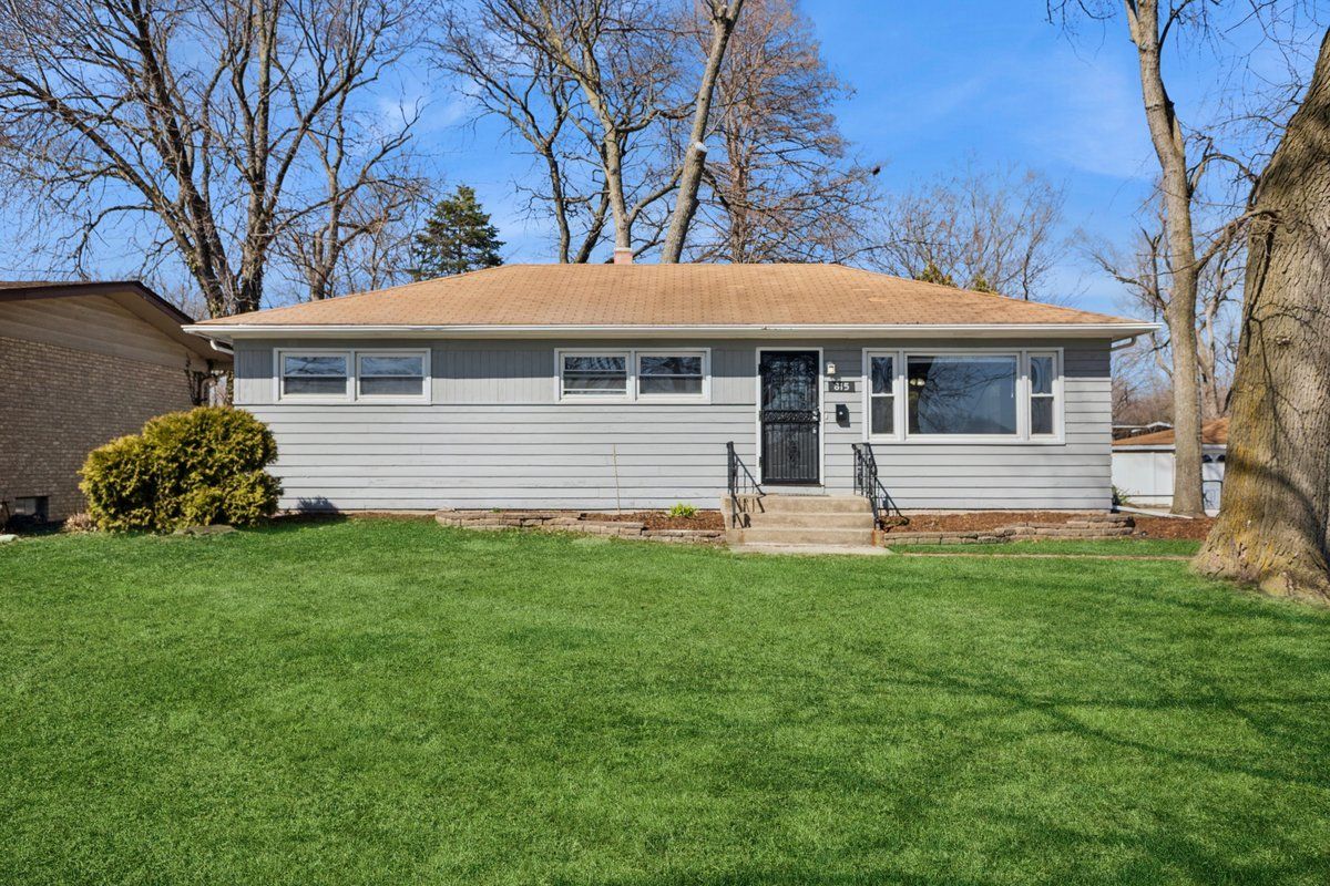 815 187th Street, Glenwood, IL 60425