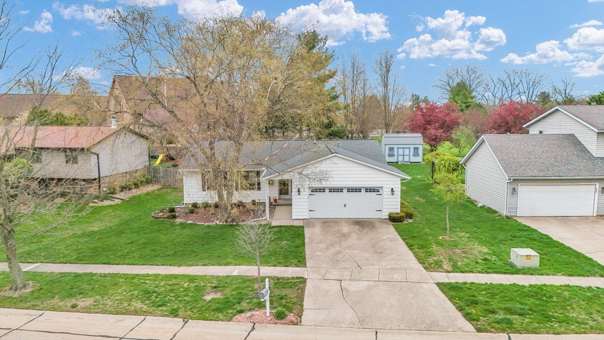 610 Craig Drive — Mahomet, IL 61853