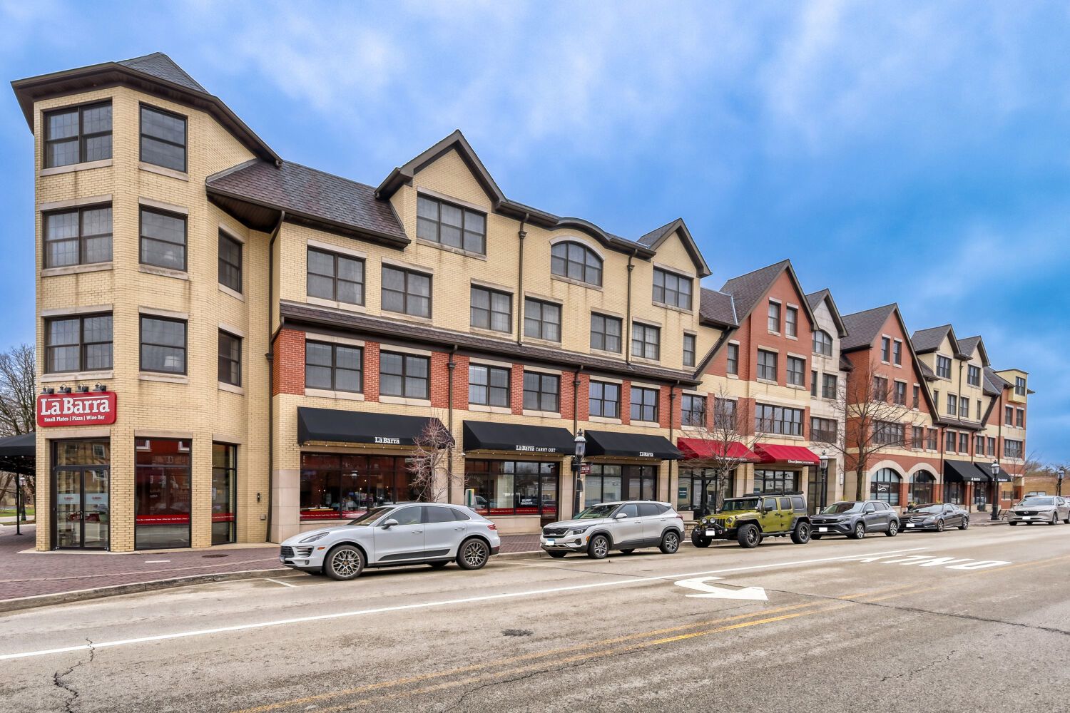 10 E Burlington Street #3B — Riverside, IL 60546