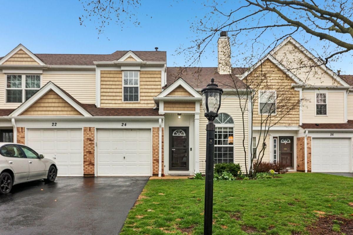 24 Oltendorf Road, Streamwood, IL 60107