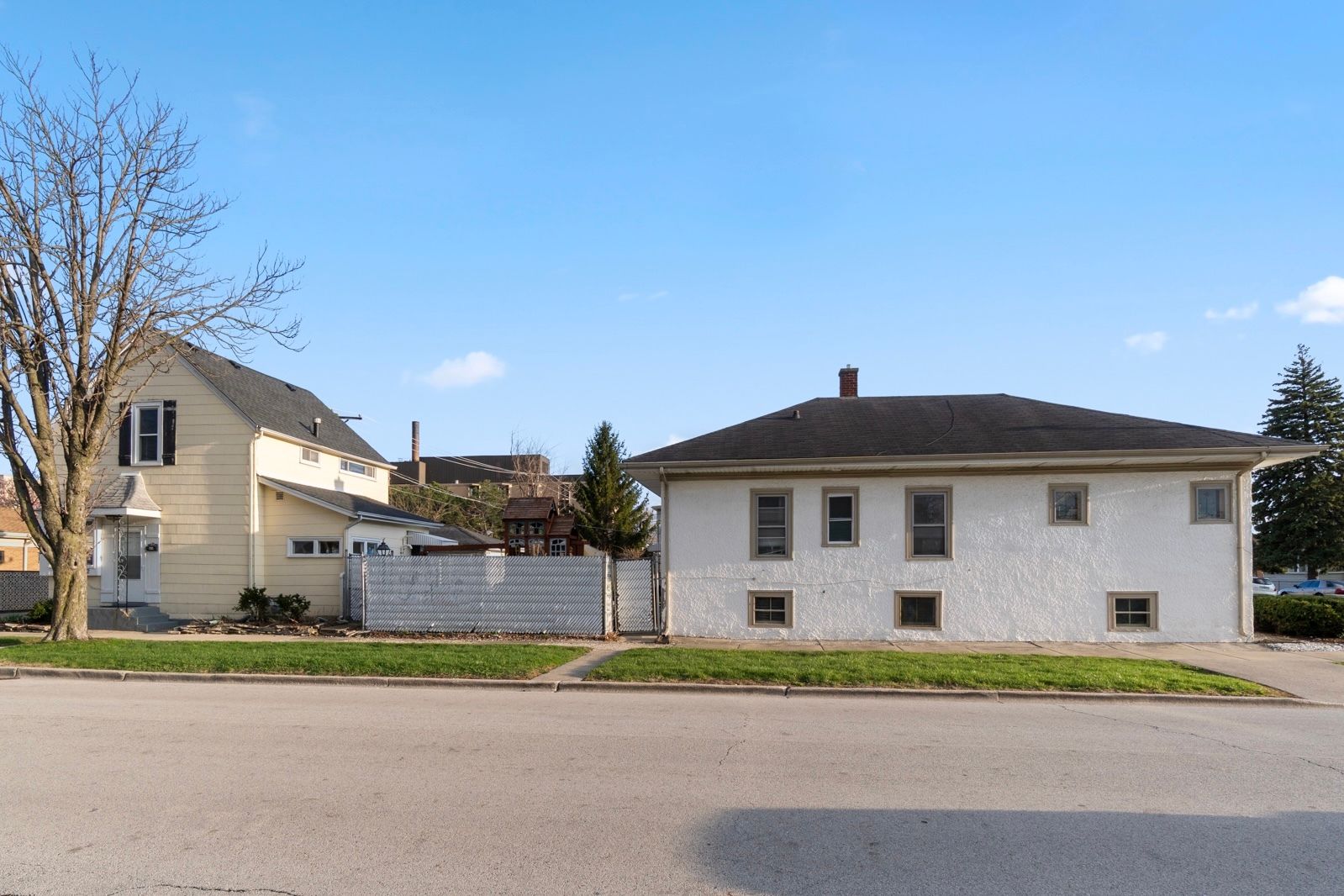 719 N 14th Avenue — Melrose Park, IL 60160