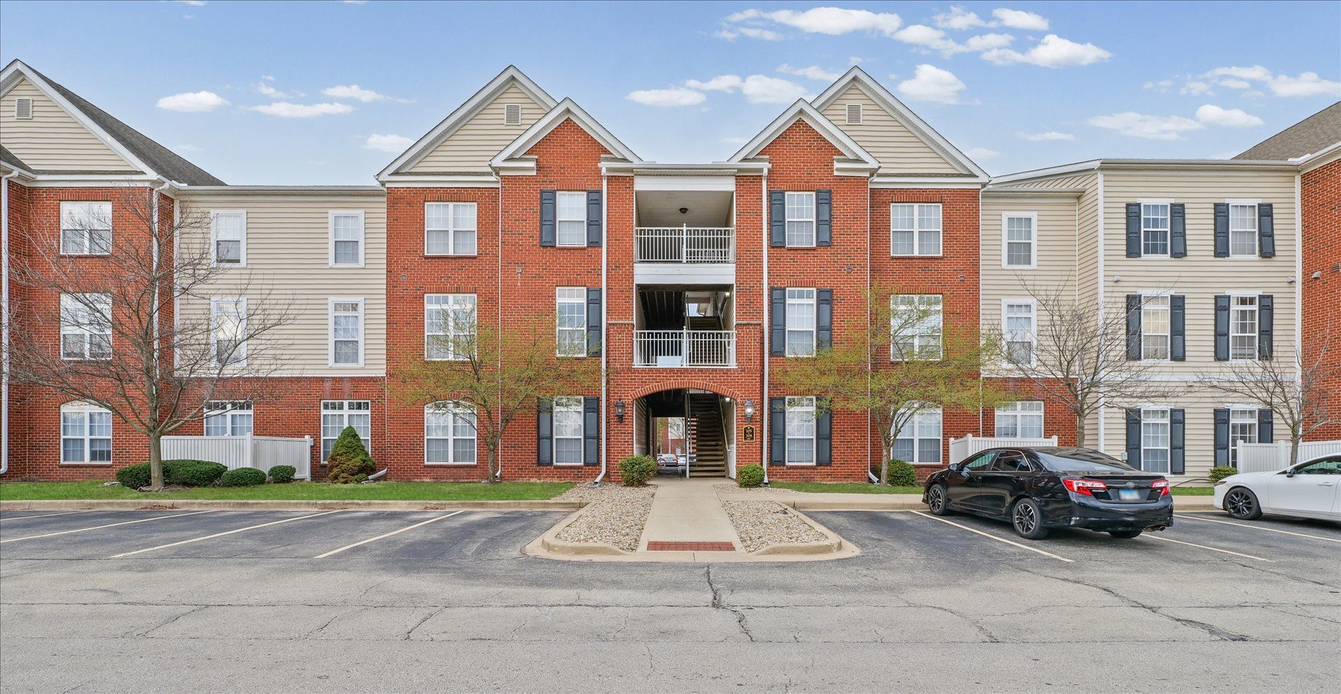 1901 Lincoln Avenue — Urbana, IL 61801