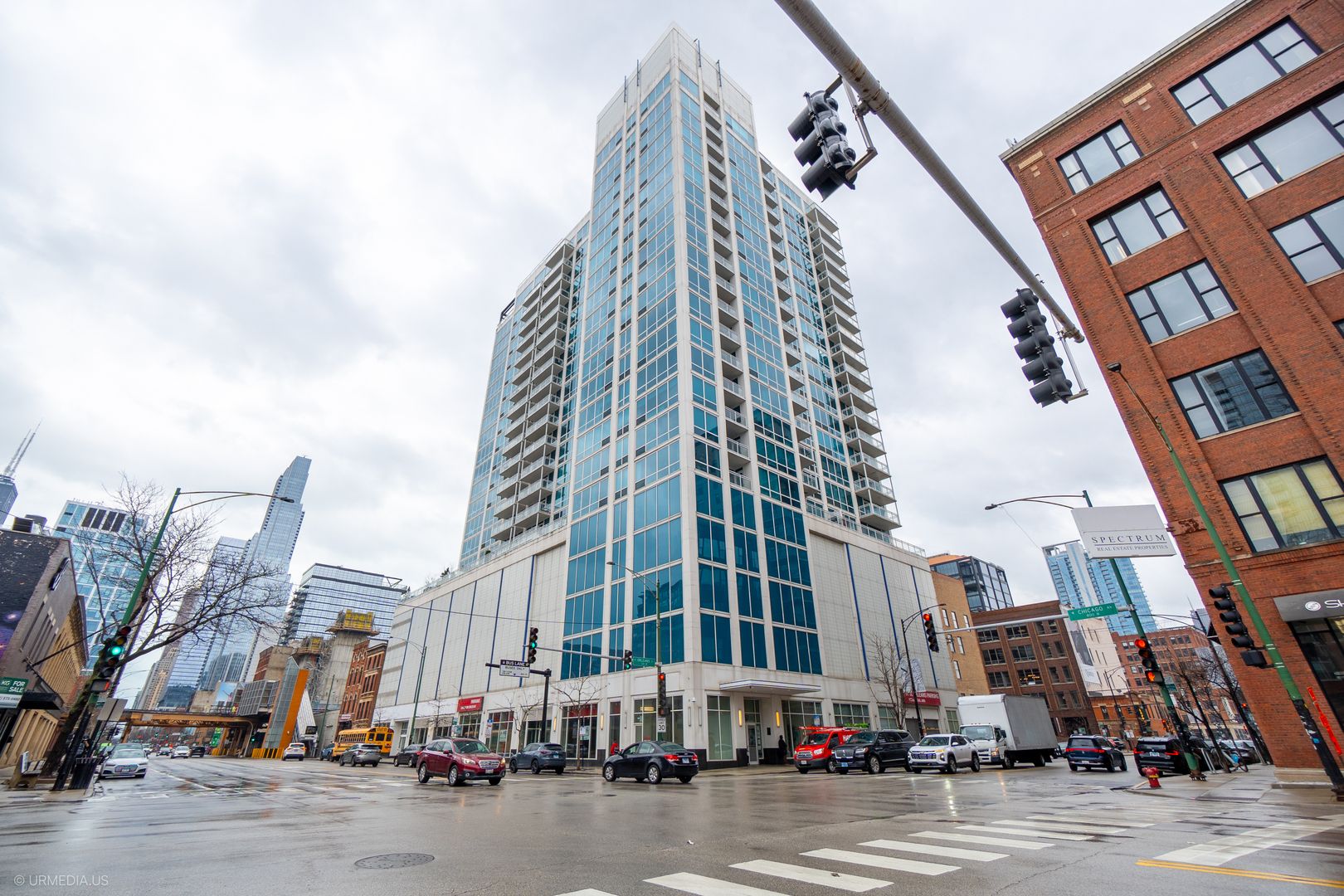 757 N Orleans Street #805 — Chicago, IL 60654