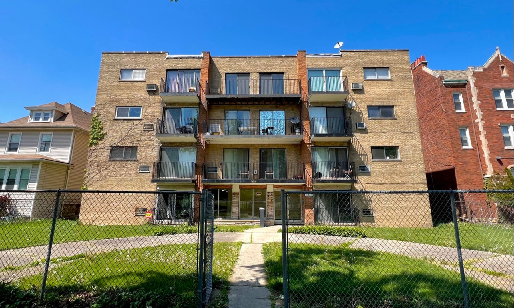 5424 W Ferdinand Street #314 — Chicago, IL 60644