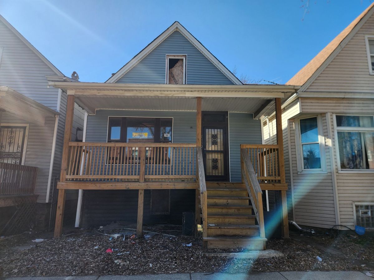 7350 Dante Avenue, Chicago, IL 60619