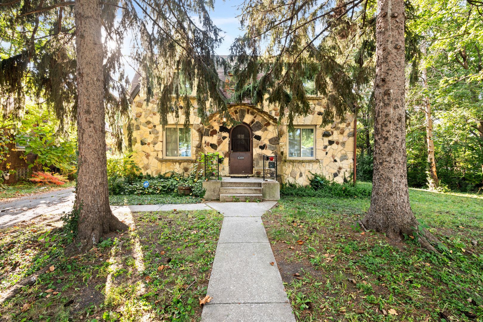 1310 Scott Avenue — Chicago Heights, IL 60411