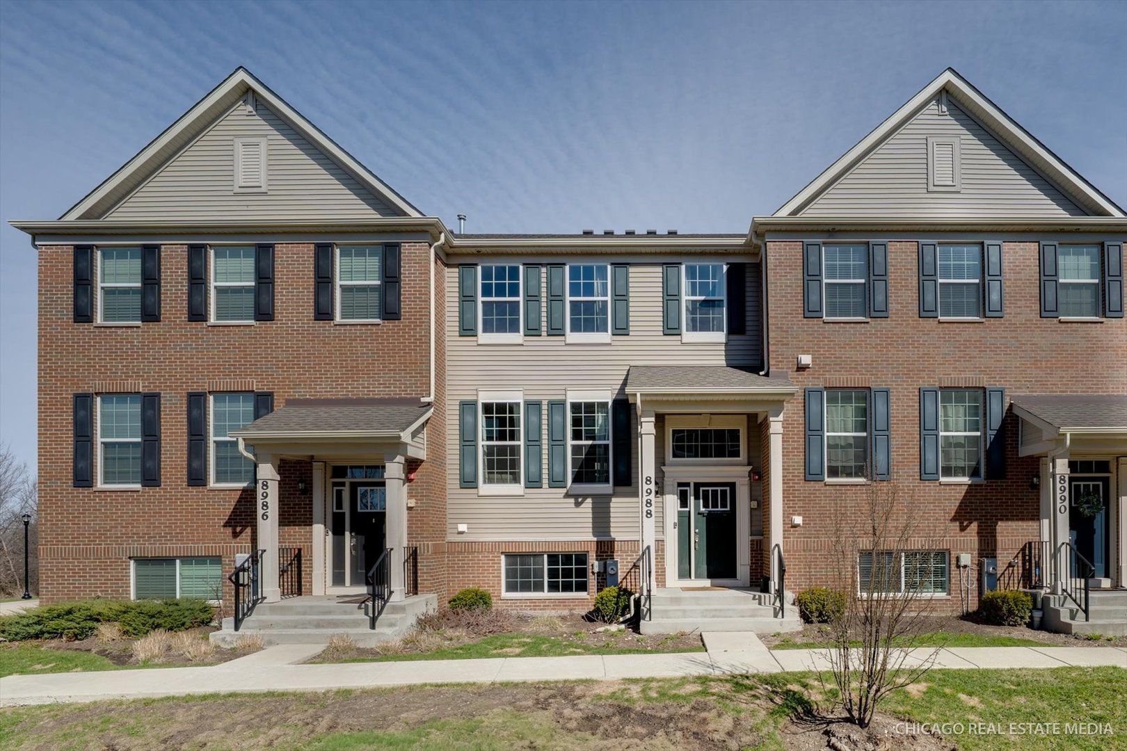 8988 Dolby Street — Huntley, IL 60142