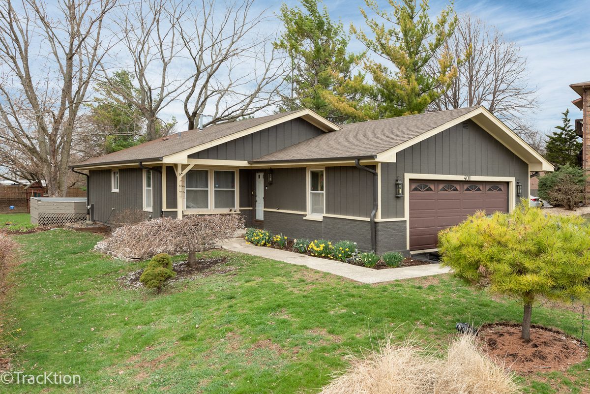 401 Whispering Hills Drive, Naperville, IL 60540