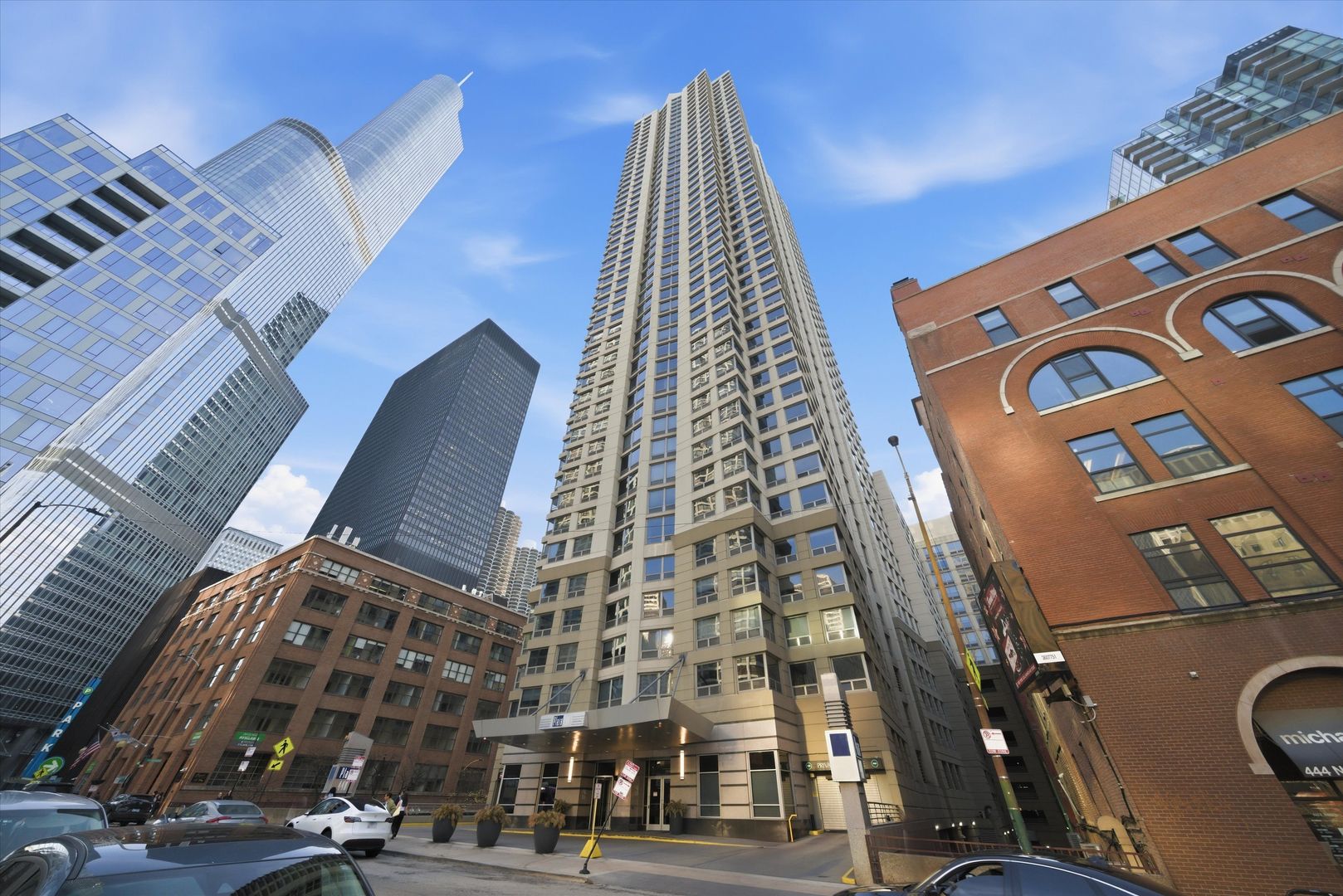 440 N Wabash Avenue #2907 — Chicago, IL 60611