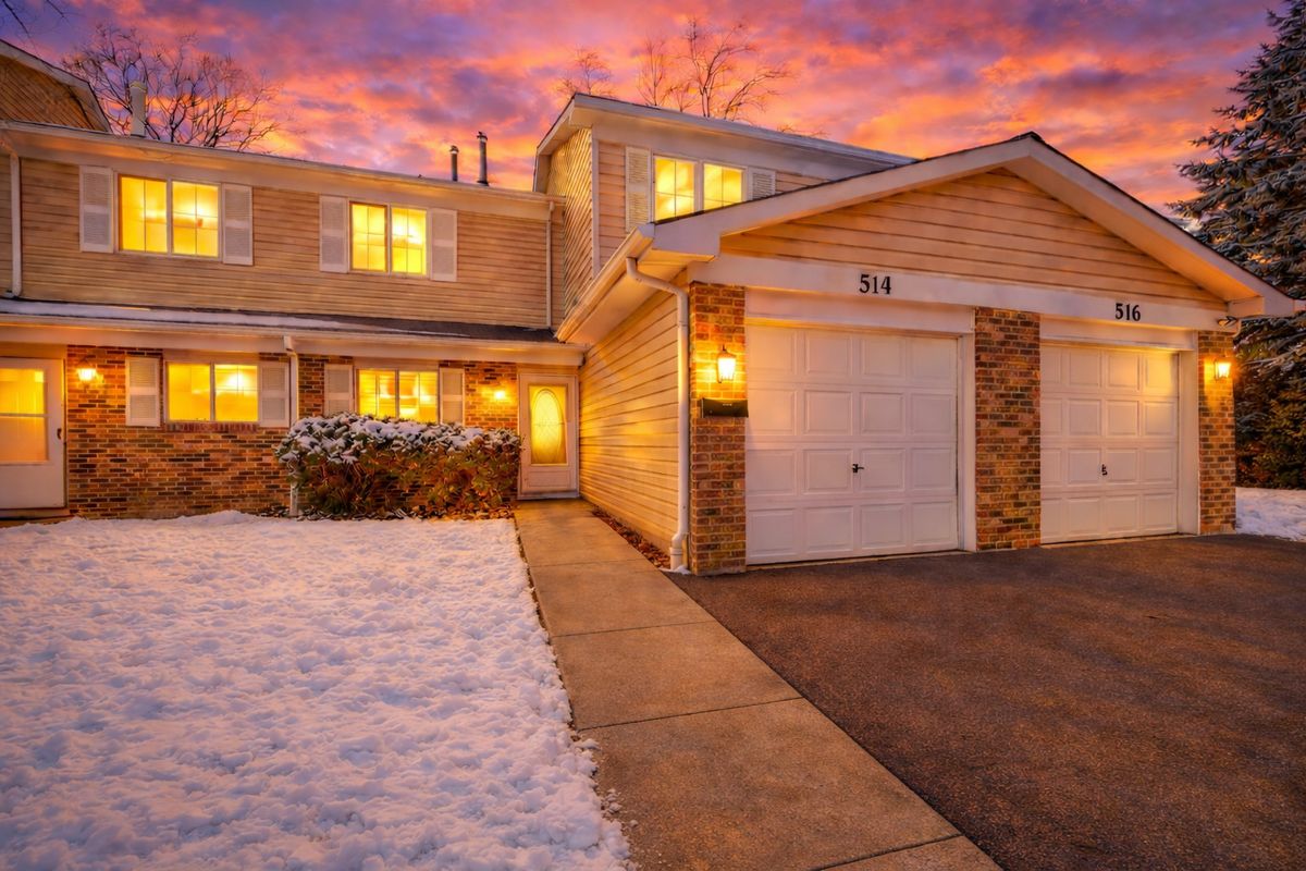 514 Alton Court, Carol Stream, IL 60188