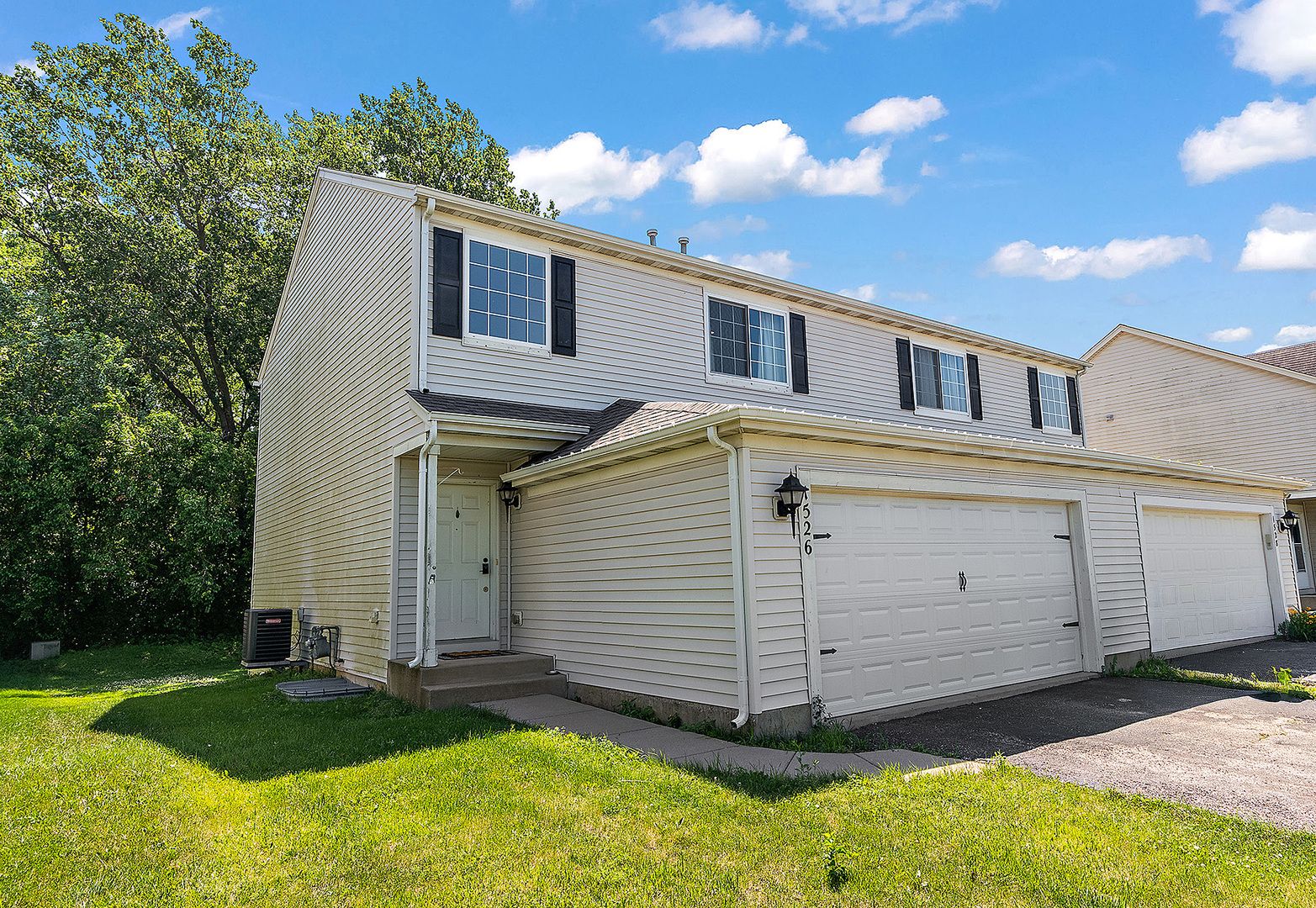 1526 Peachtree Lane — Lockport, IL 60441