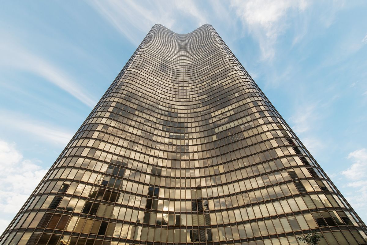 505 Lake Shore Drive, Chicago, IL 60611