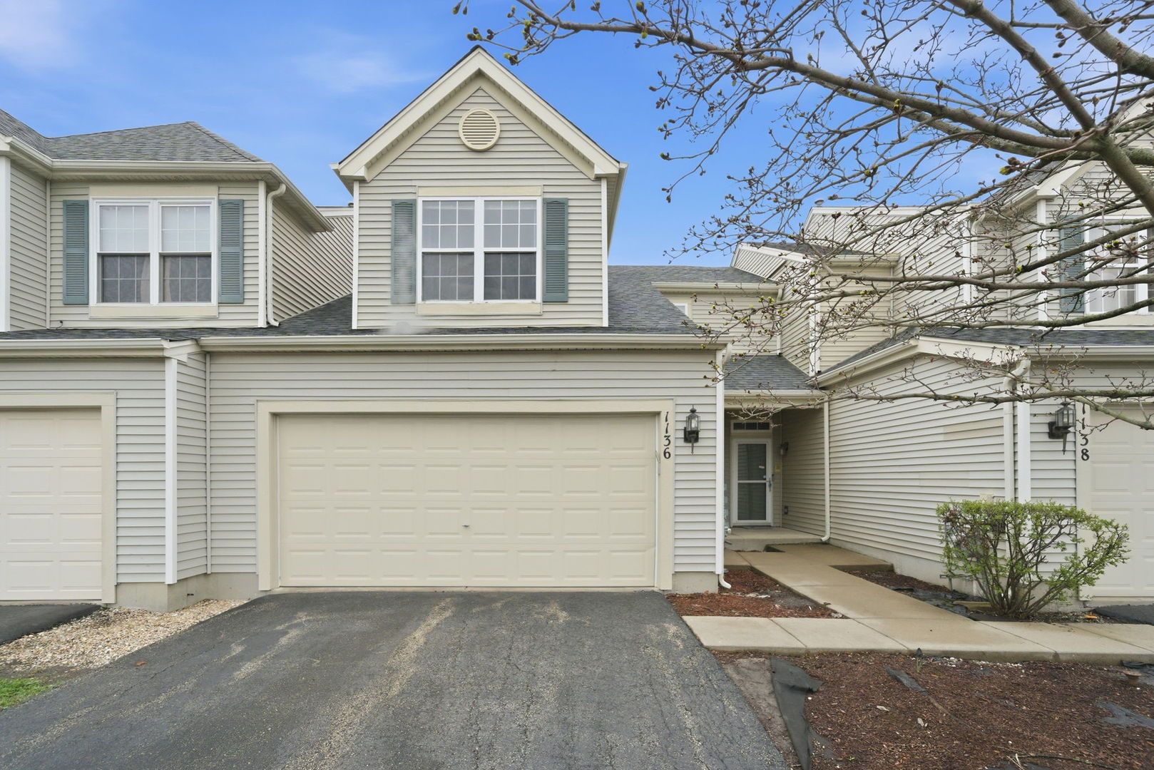 1136 Coneflower Court — Minooka, IL 60447
