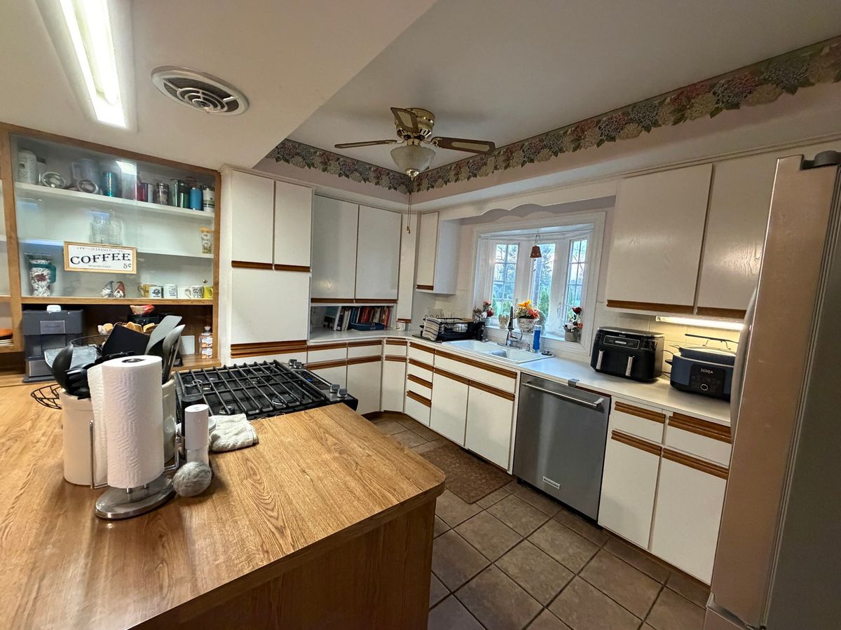 4019 5th Street, East Moline, IL 61244