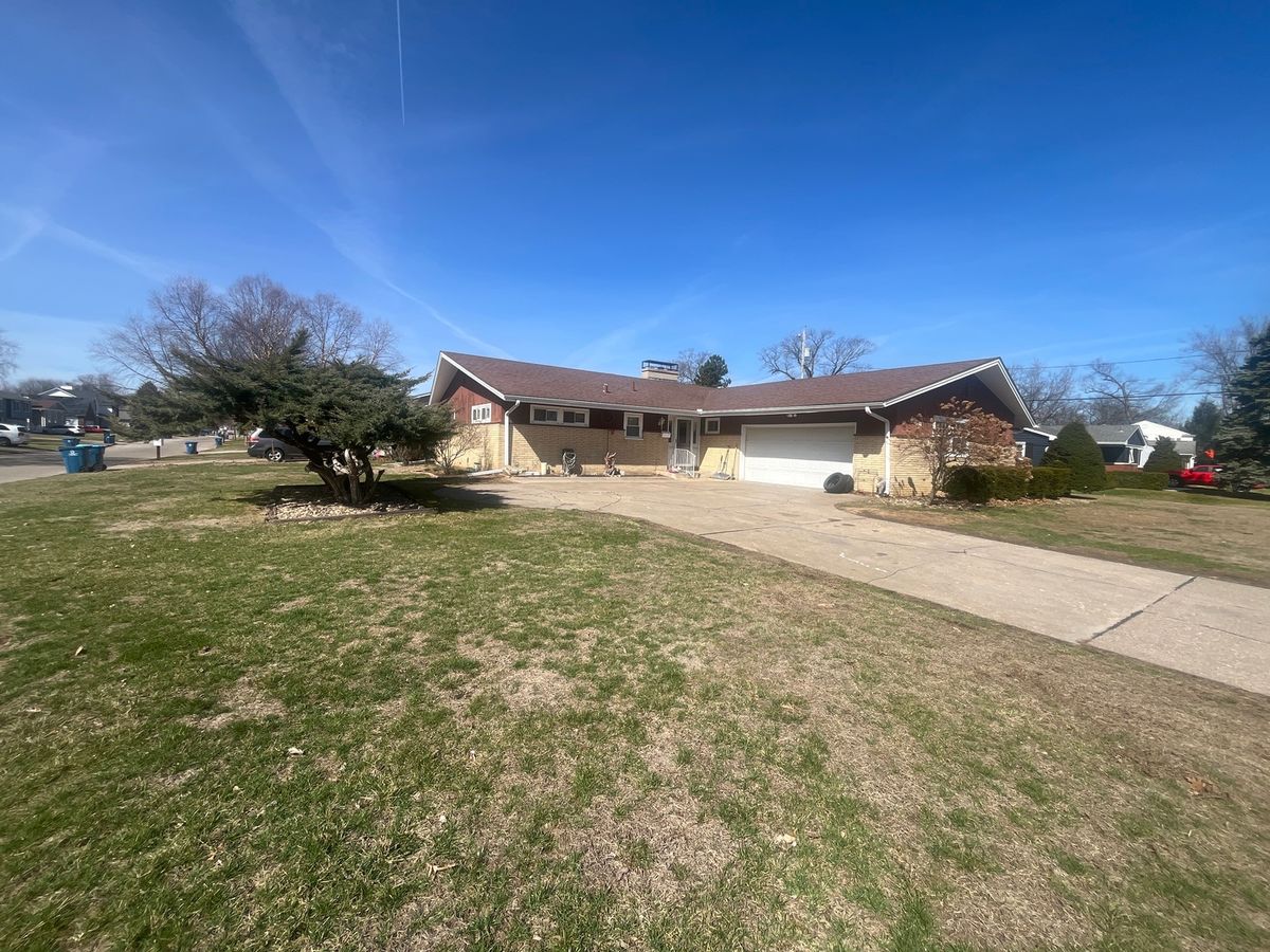 4019 5th Street, East Moline, IL 61244