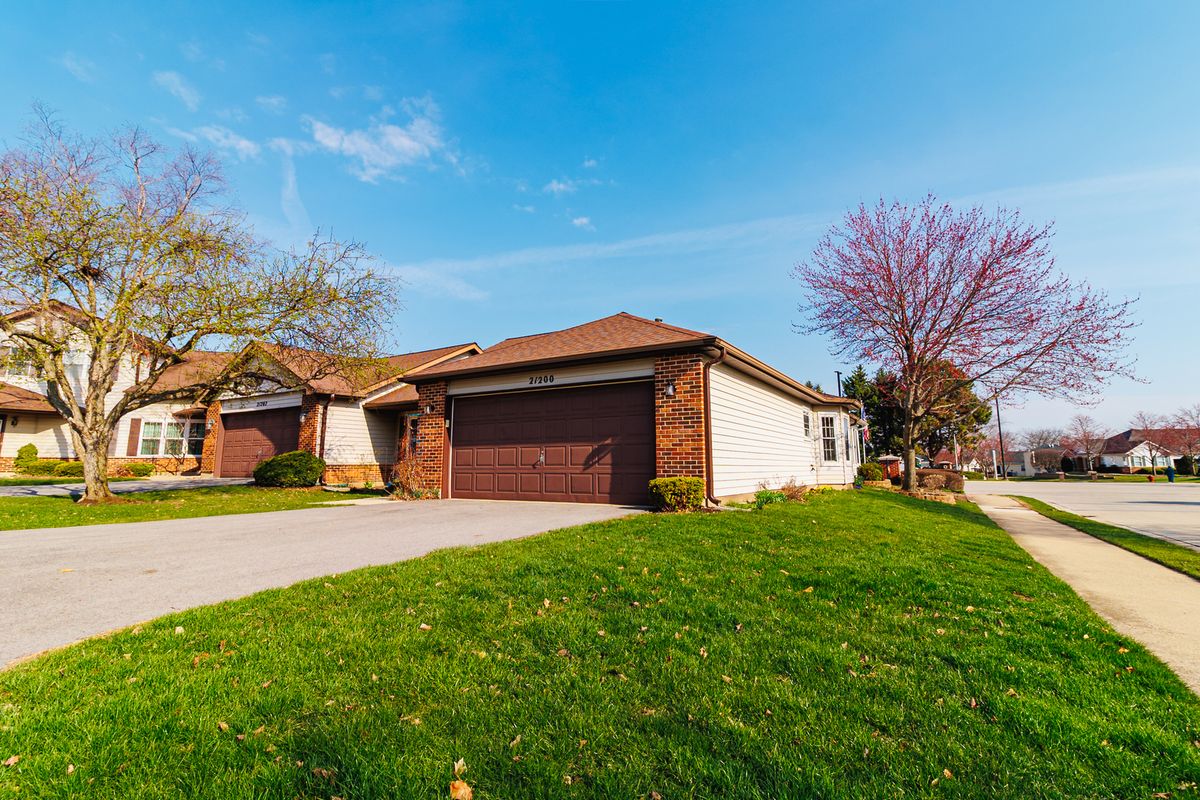 21200 Silktree Circle, Plainfield, IL 60544