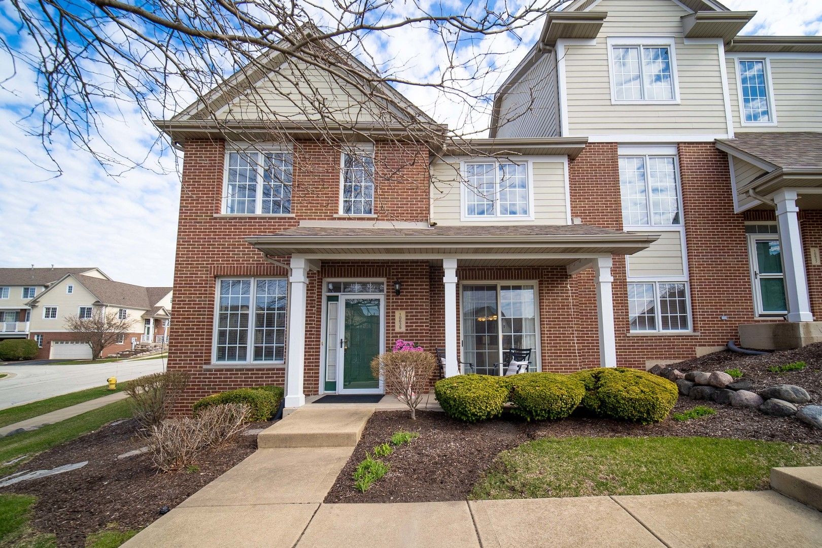 10639 Dani Lane — Orland Park, IL 60462