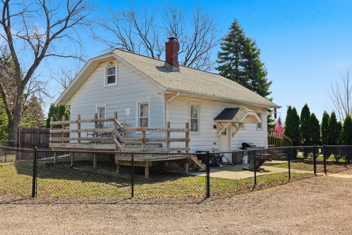 307 Army Trail Road, Bloomingdale, IL 60108