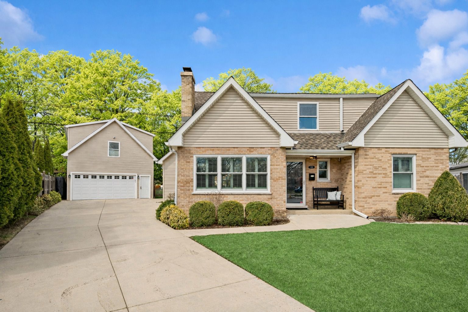 128 Parkview Road — Glenview, IL 60025