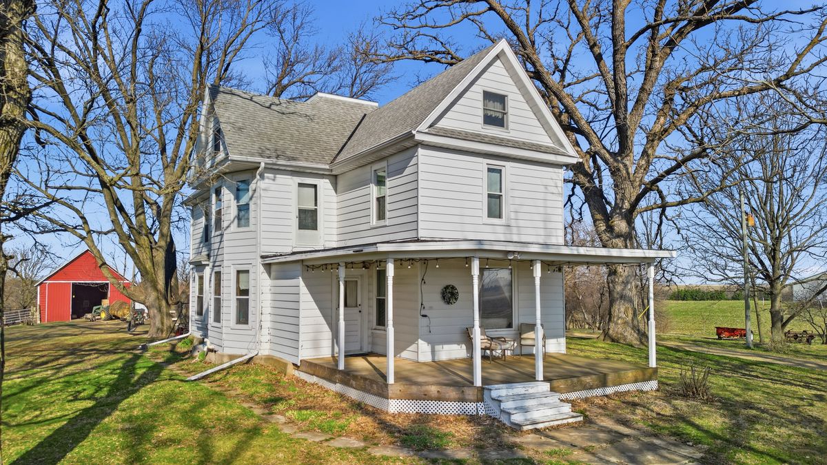 2812 S Brookville Road, Polo, IL 61064